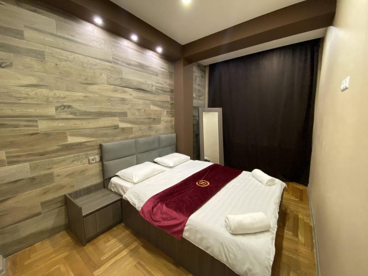 Superior Apartment On Kostava Tiflis Dış mekan fotoğraf